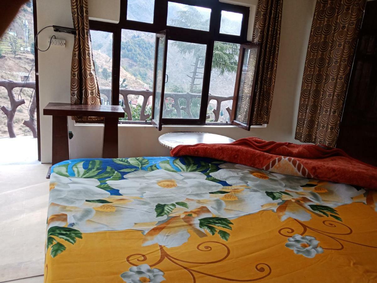 Hotel Pine Spring Dharamshala Eksteriør bilde